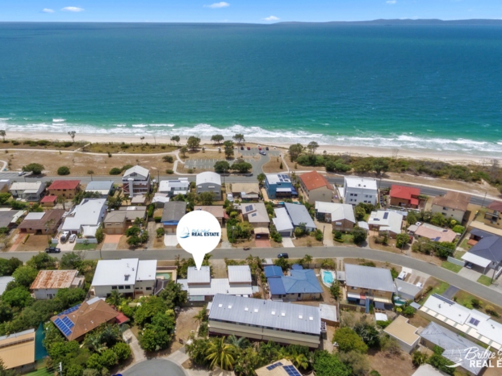 218 Cicada Street, Woorim Bribie Island HolidaysBribie Island Holidays